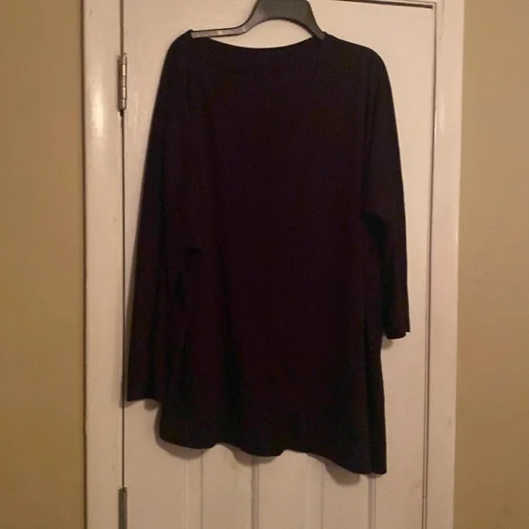 Black asymmetrical shirt - Picture 3 of 5